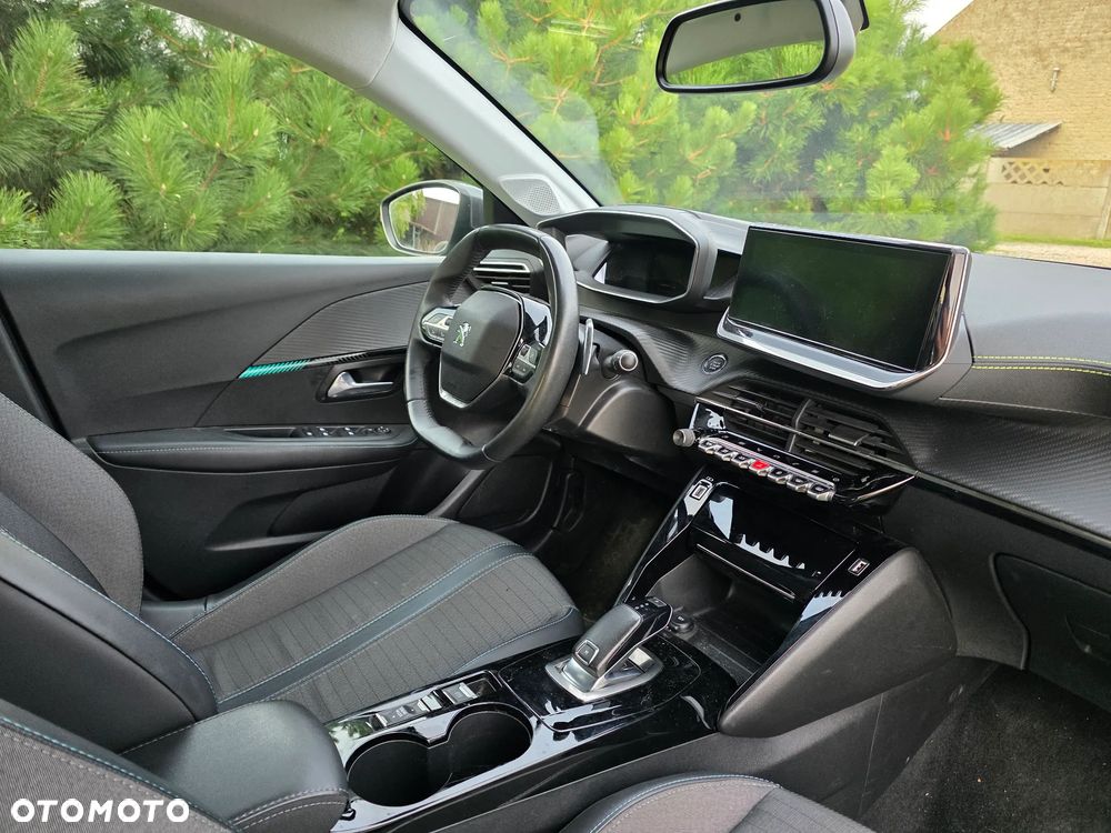 Peugeot 208 PureTech 130 EAT8 Allure - 13