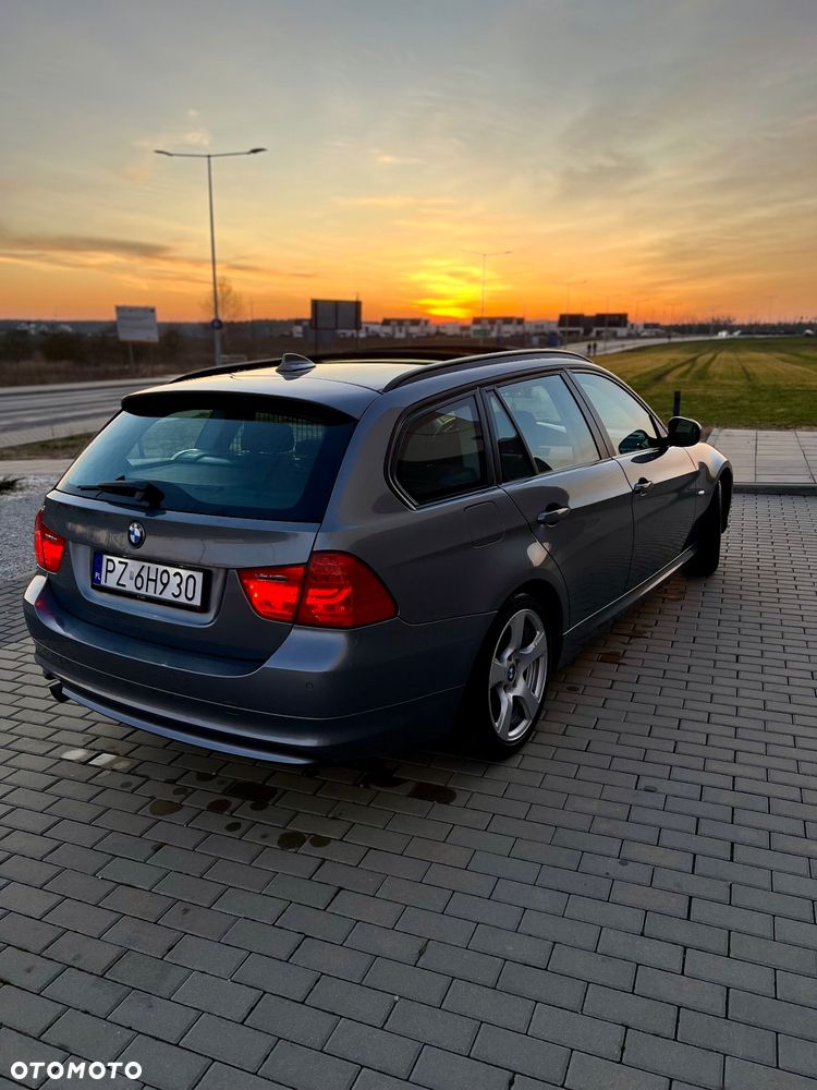 BMW Seria 3 318d DPF Edition Exclusive - 9