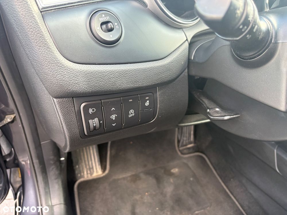 Kia Ceed 1.6 CRDi 136 ISG Dream Team Edition - 15