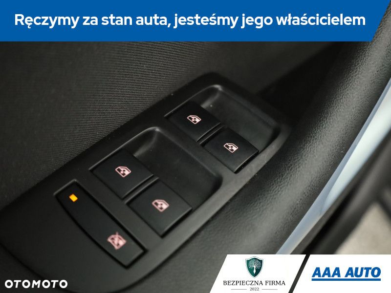 Opel Zafira - 16