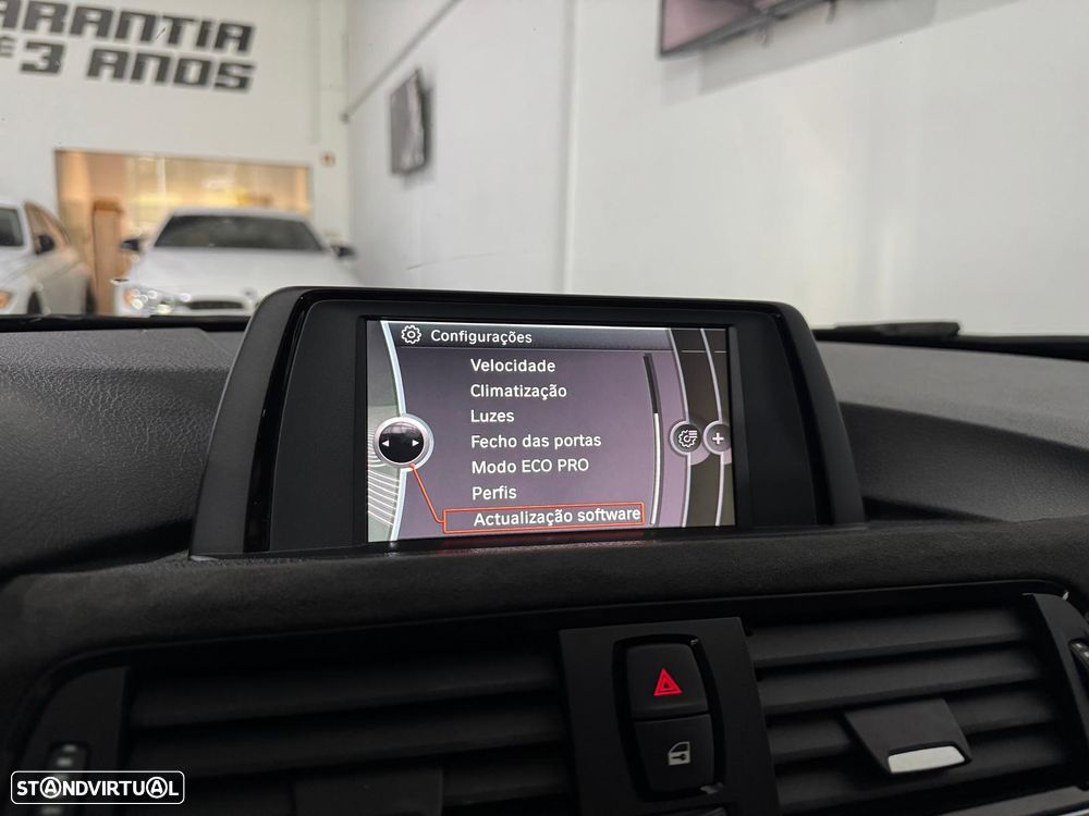 BMW 328 i Auto Pack M - 27