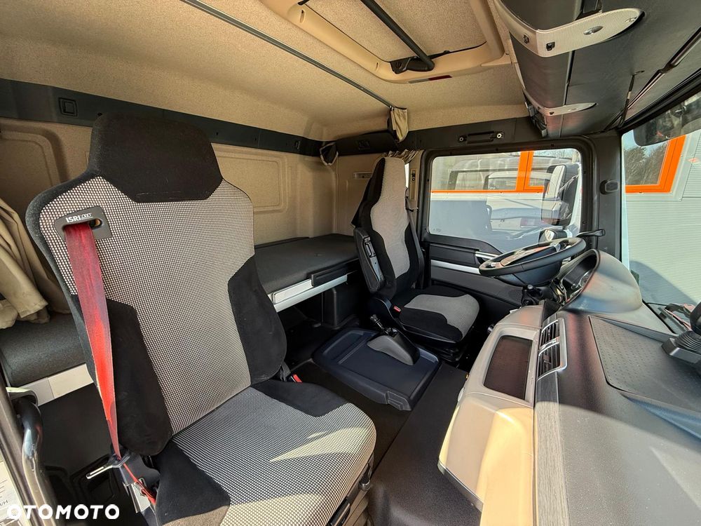 MAN TGM TGS TGX 26.320 chłodnia multitemperatura  22Epal // sypialka // oś skrętna - 29