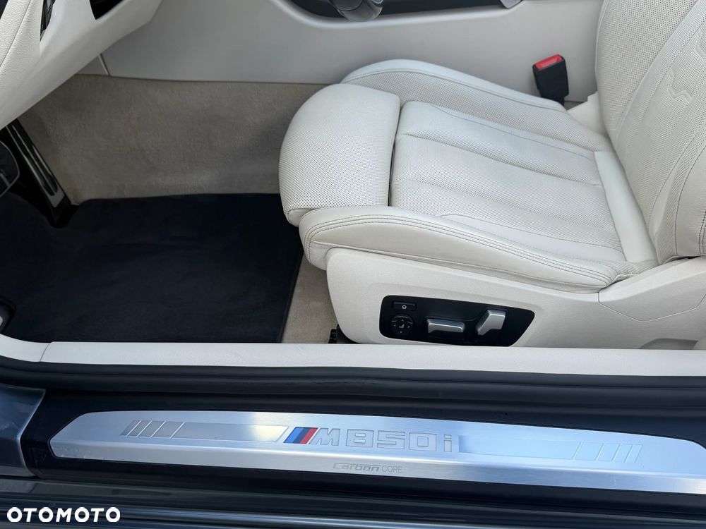 BMW Seria 8 M850i xDrive - 19
