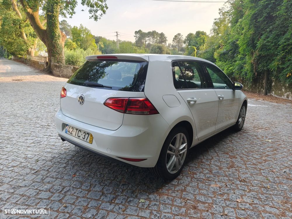 VW Golf 1.6 TDi DPF BlueMotion - 3