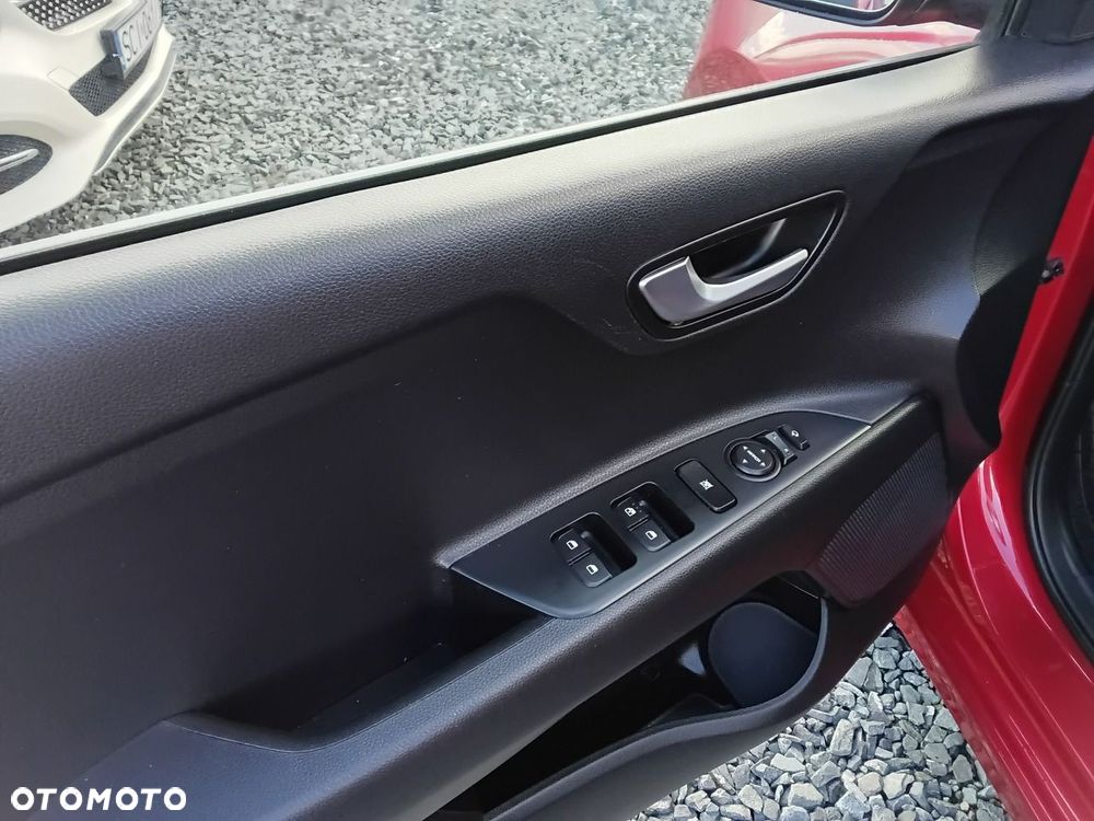 Kia Rio - 23
