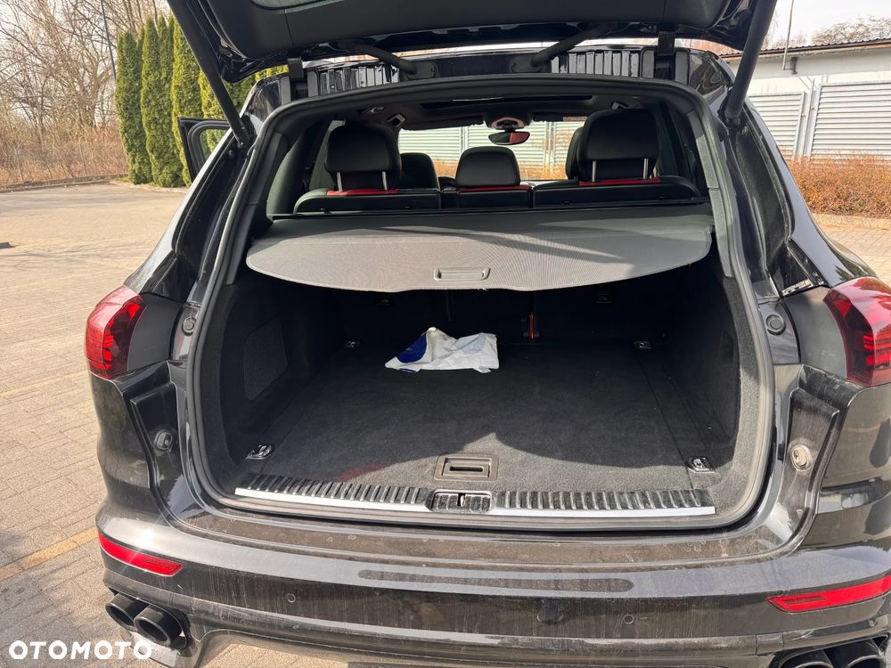 Porsche Cayenne S Diesel - 6