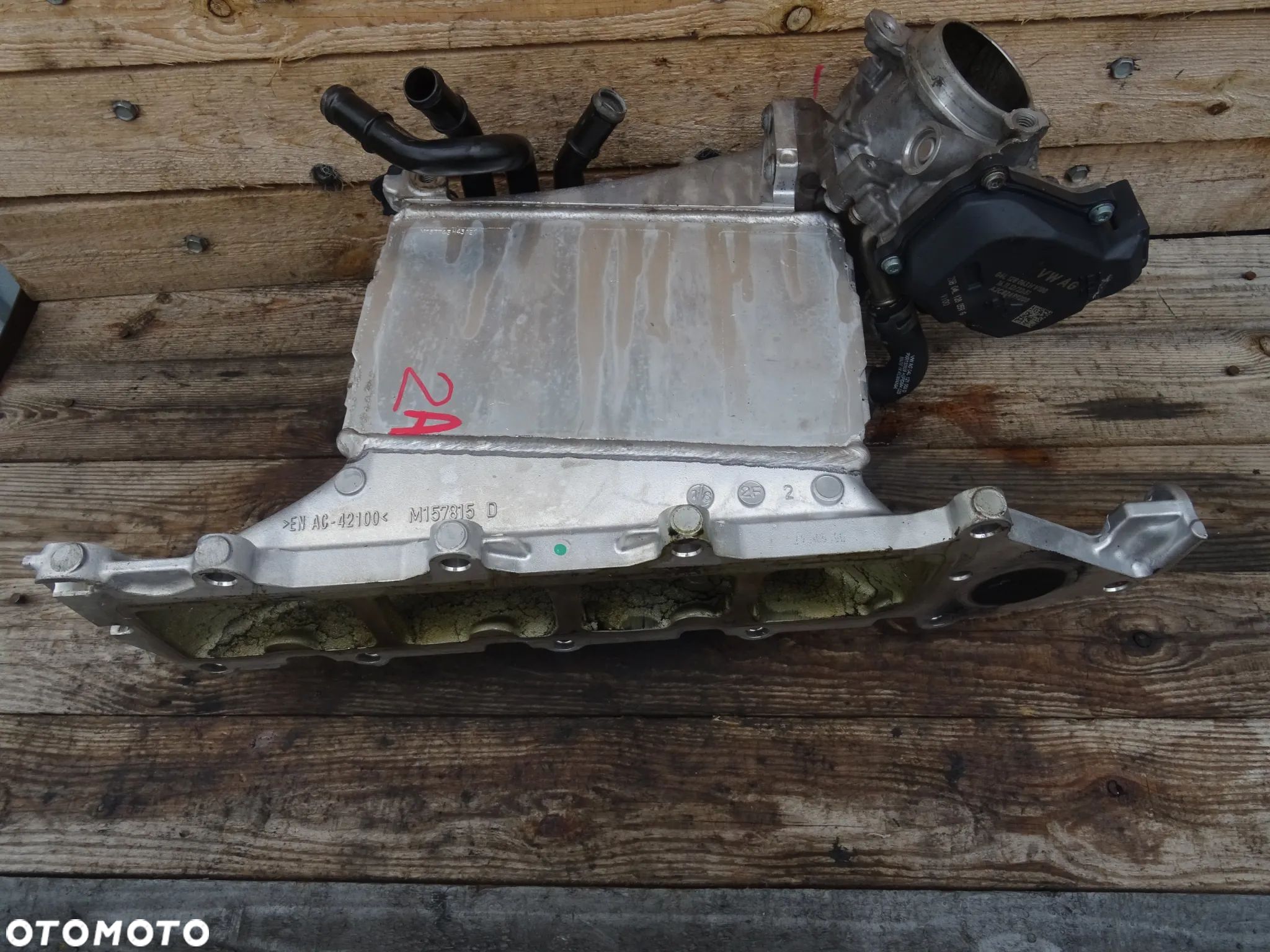 KOLEKTOR SSĄCY AUDI A6 A4 Q5 2,0TDI 04L129766B - 1