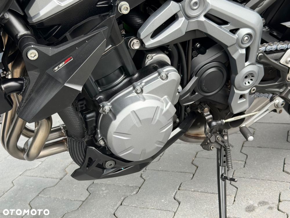 Kawasaki Z 900 - 34