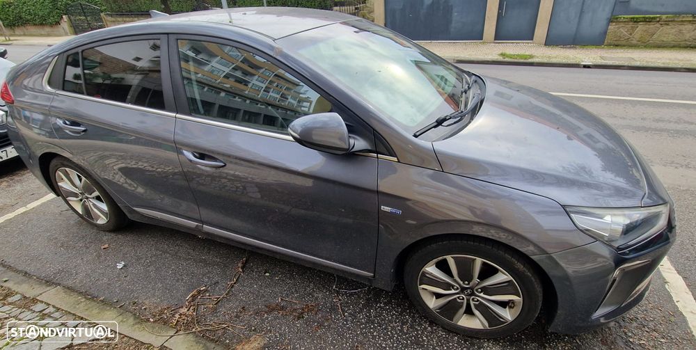 Hyundai Ioniq 1.6 GDI HEV Hybrid Tech - 2