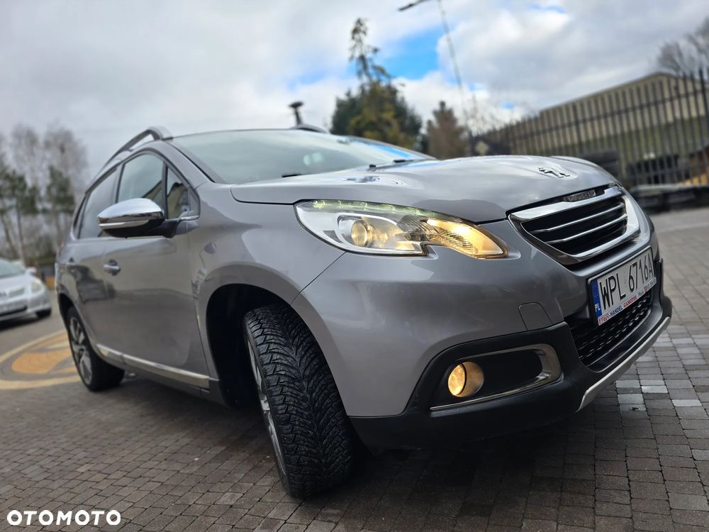 Peugeot 2008 - 8