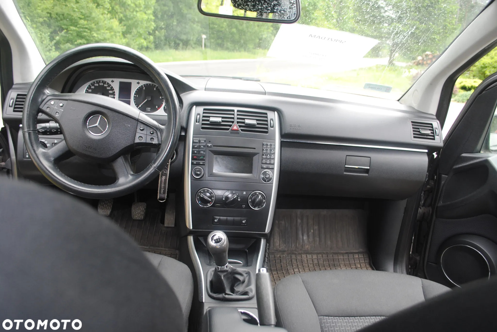Mercedes-Benz Klasa B 180 CDI - 21