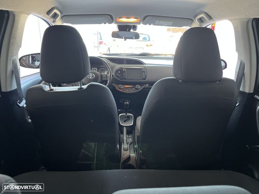 Toyota Yaris 1.5 HSD Comfort+P.Style - 10