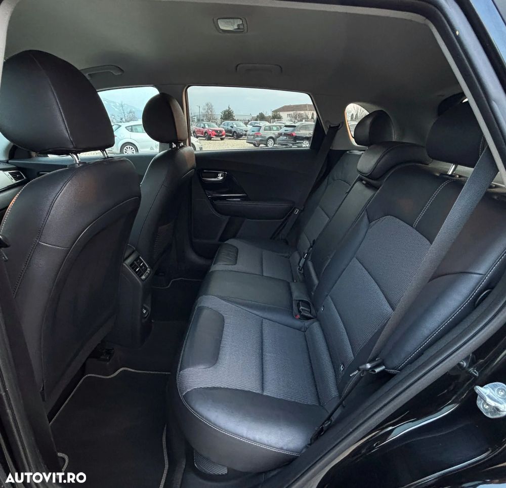Kia Niro 1.6 GDI HEV 2WD OPF Aut. Vision - 17
