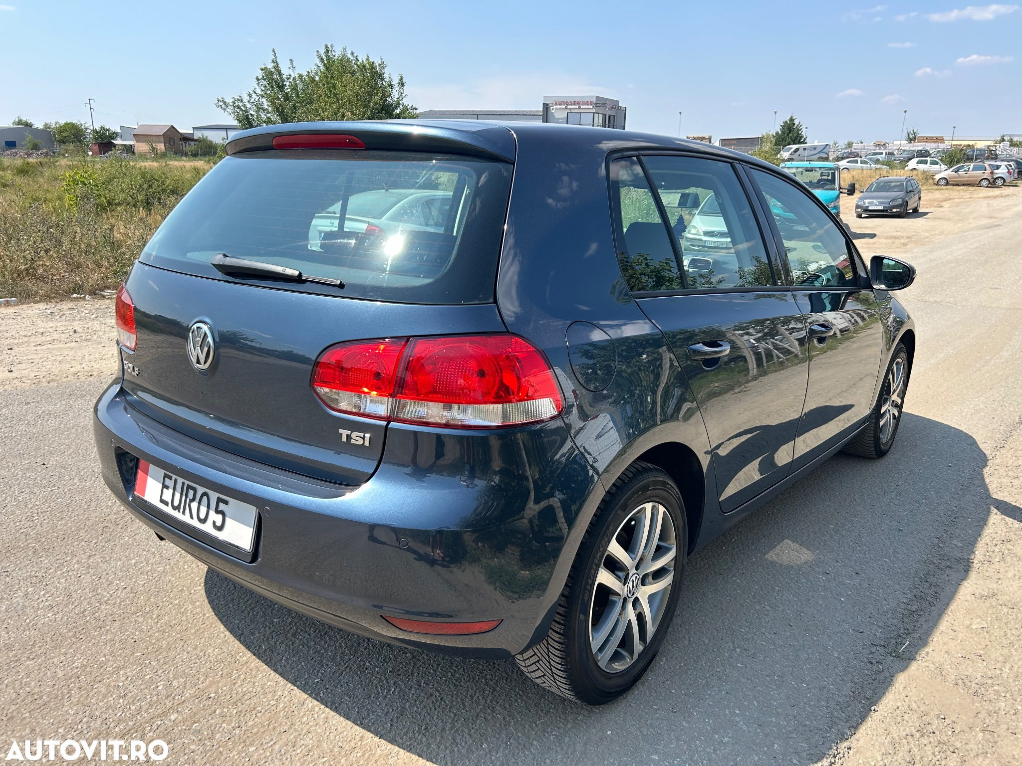 Volkswagen Golf 1.2 TSI BlueMotion Technology Team - 8