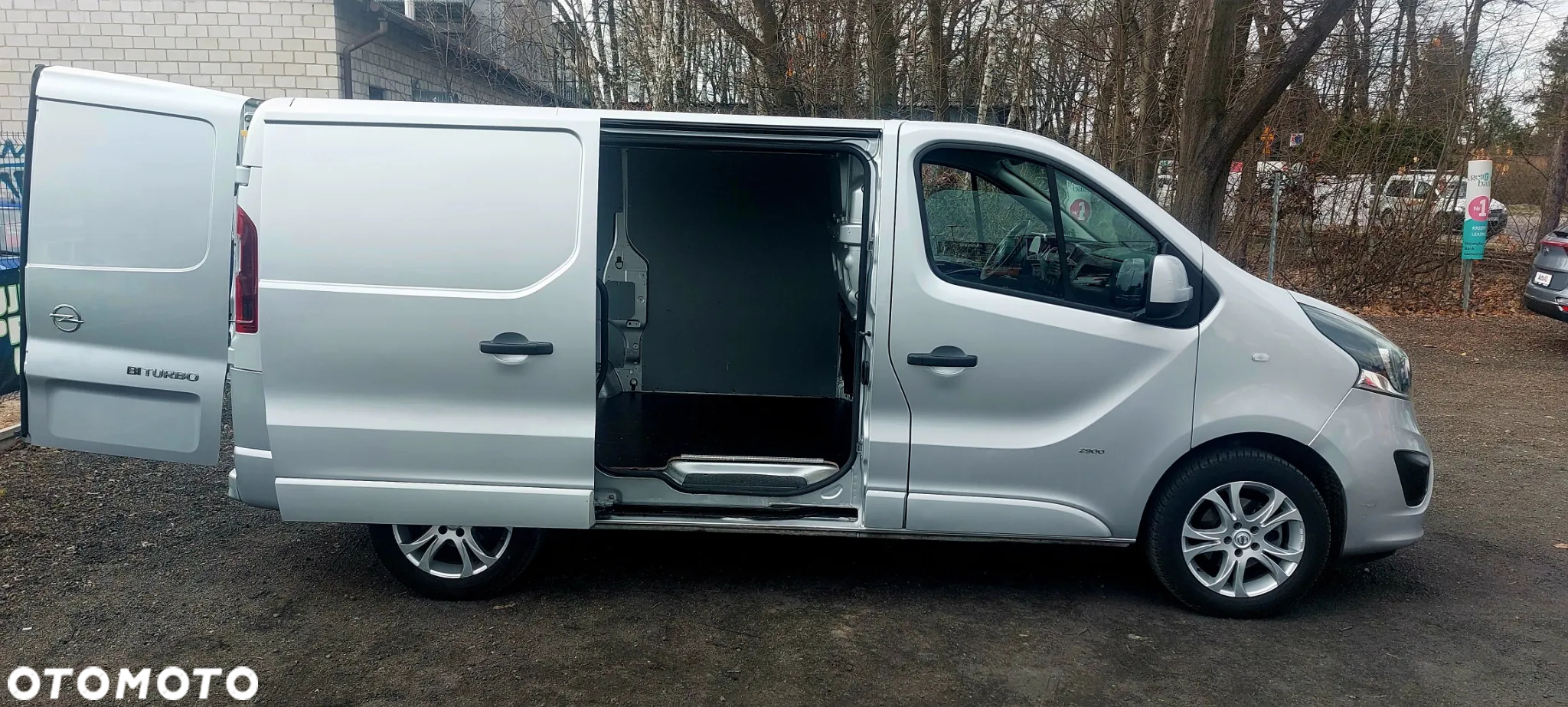 Opel VIVARO - 8