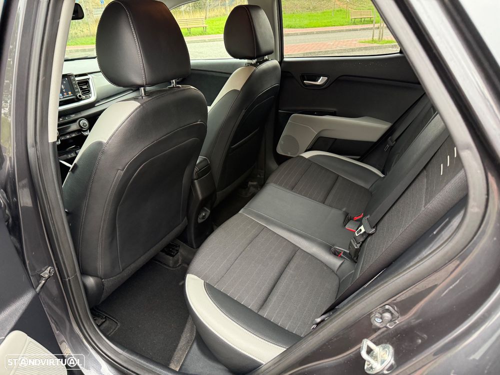 Kia Stonic 1.6 CRDi TX - 20
