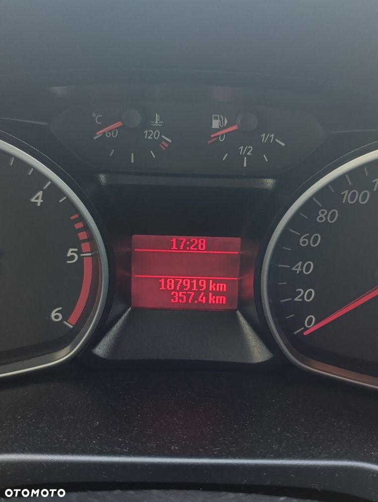 Ford Mondeo - 8