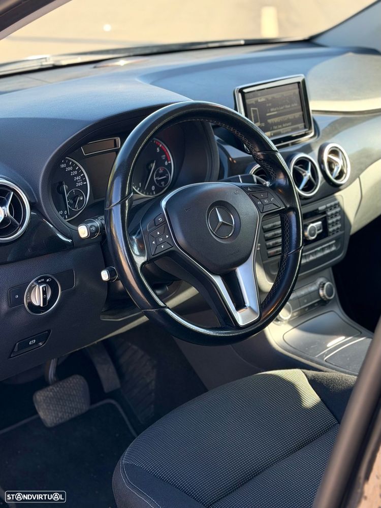 Mercedes-Benz B 200 CDI Autotronic - 4