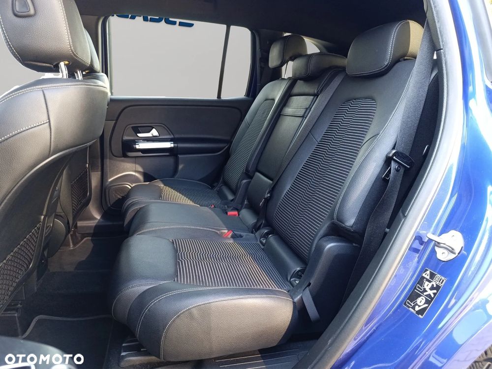 Mercedes-Benz GLB 200 Progressive 7G-DCT - 12