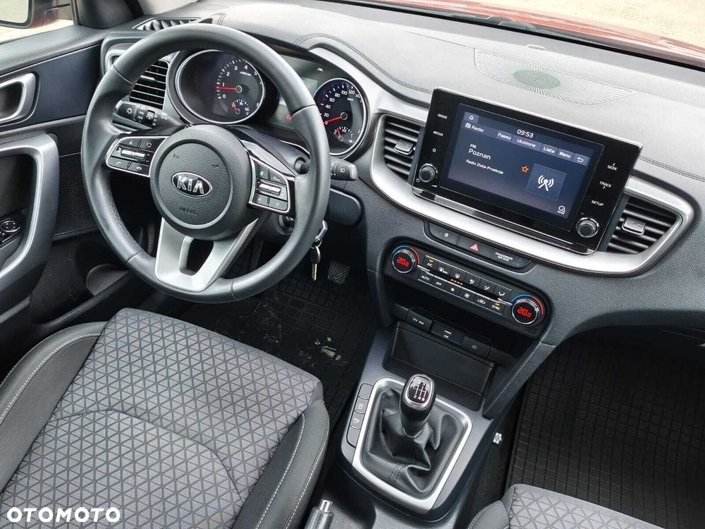 Kia Ceed 1.4 T-GDI L - 16