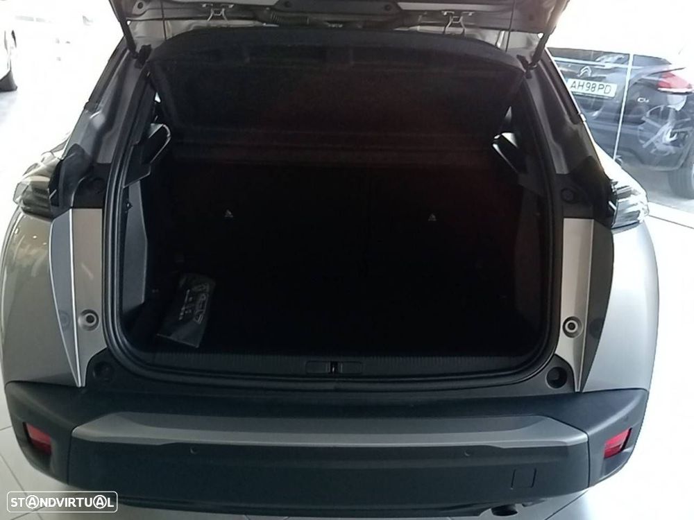 Peugeot 2008 - 7