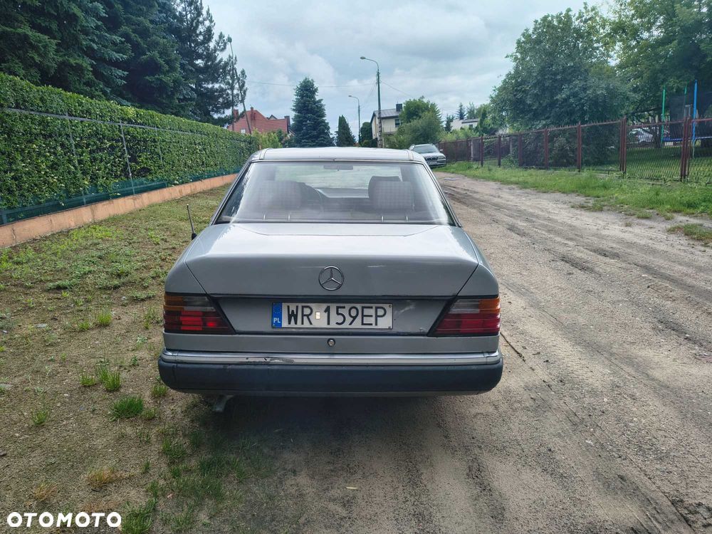 Mercedes-Benz W124 (1984-1993) - 5