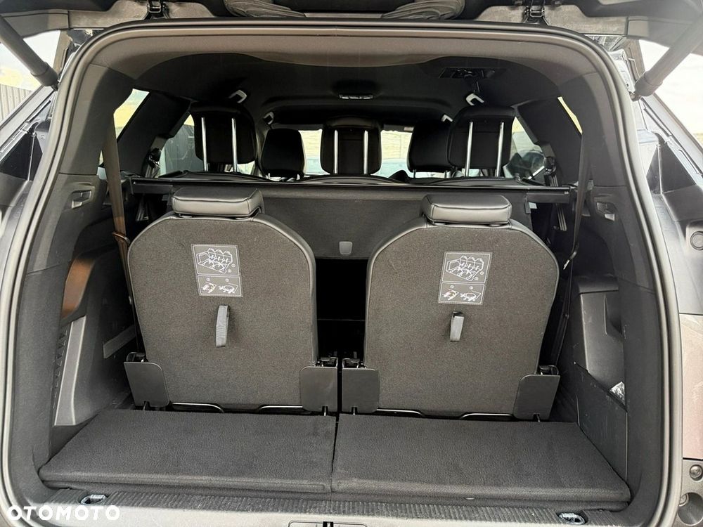 Peugeot 5008 - 12