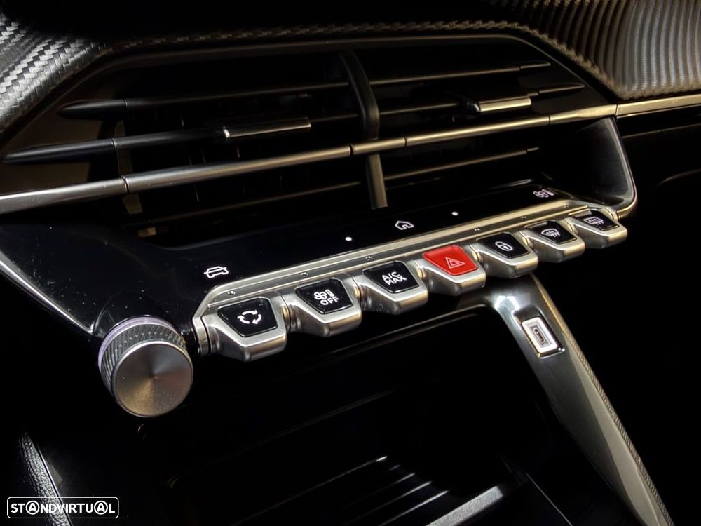 Peugeot 2008 Hybrid 145 e-DSC Style - 26