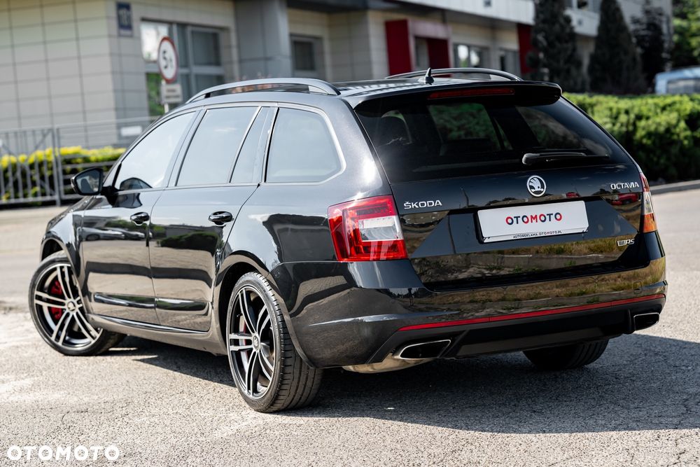 Skoda Octavia 2.0 TSI (Green tec) DSG RS - 15