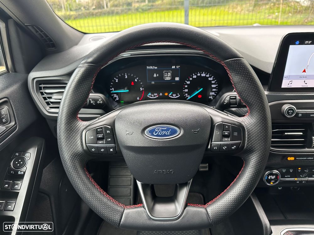 Ford Focus SW 1.5 TDCi EcoBlue ST-Line - 11