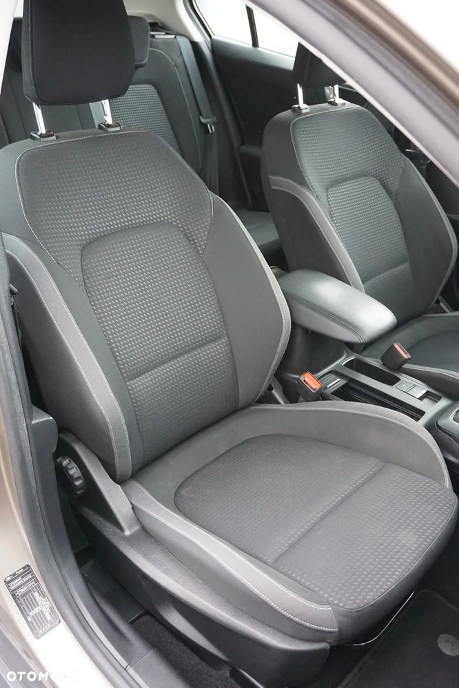 Ford Focus 1.0 EcoBoost Trend Edition Business - 17