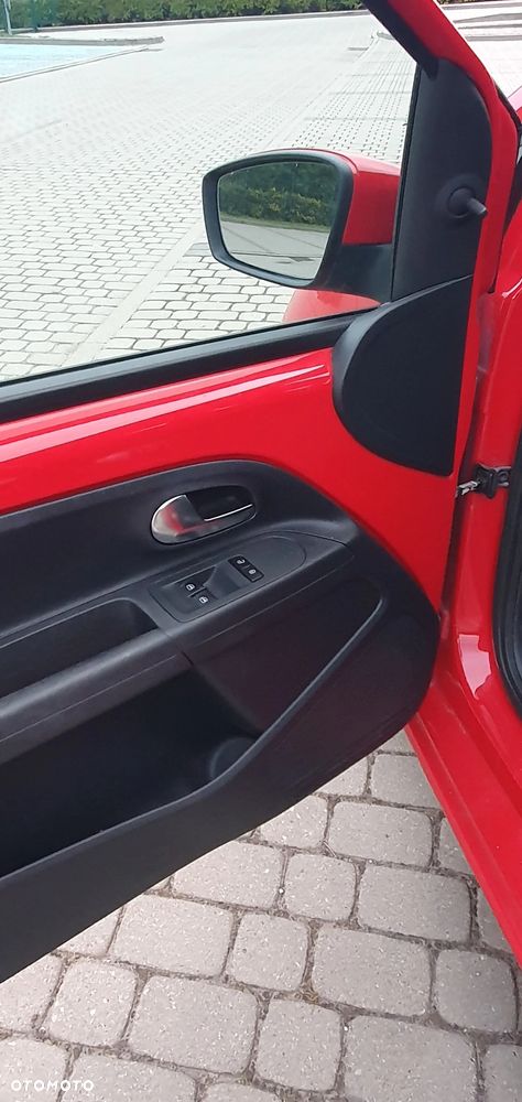 Volkswagen up! - 5