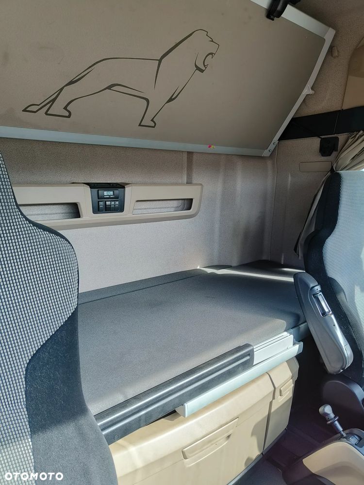 MAN TGX 18.460 Lowdeck - 14