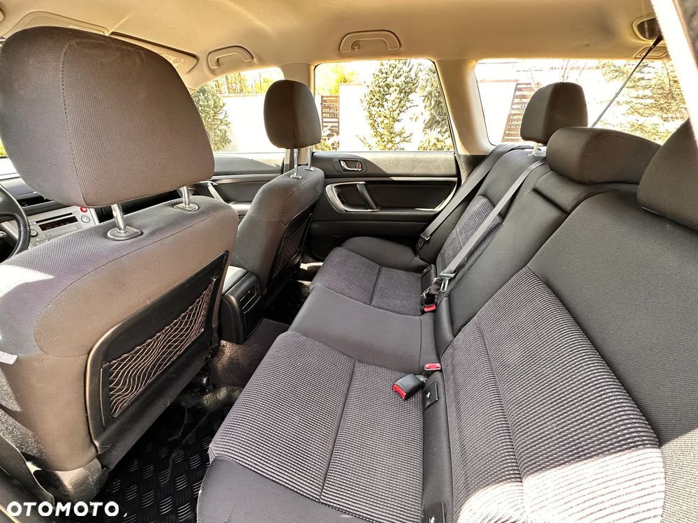 Subaru Outback - 14