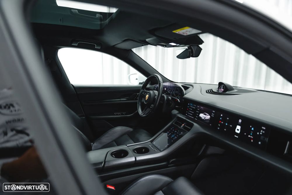 Porsche Taycan 4S Bateria Performance Plus - 32