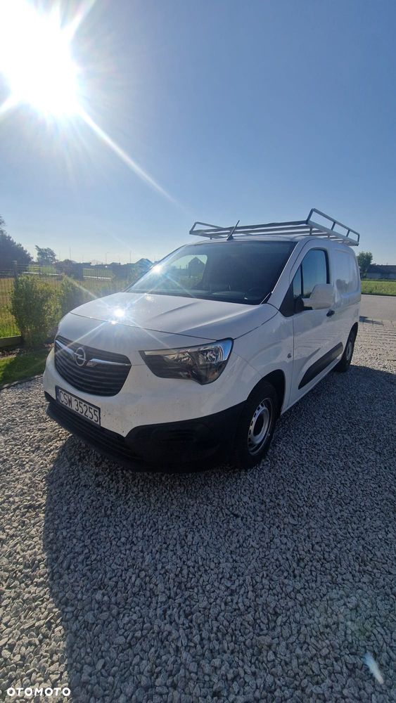 Opel Combo 1.5 CDTI Essentia S&S - 2