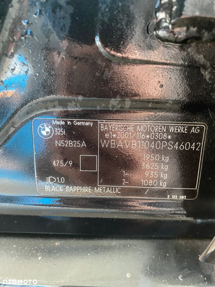 BMW Seria 3 325i - 17