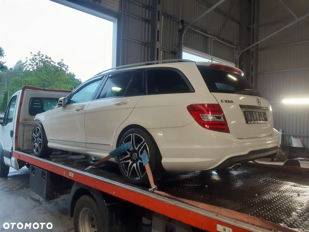 Mercedes C 350 AMG na części - 4
