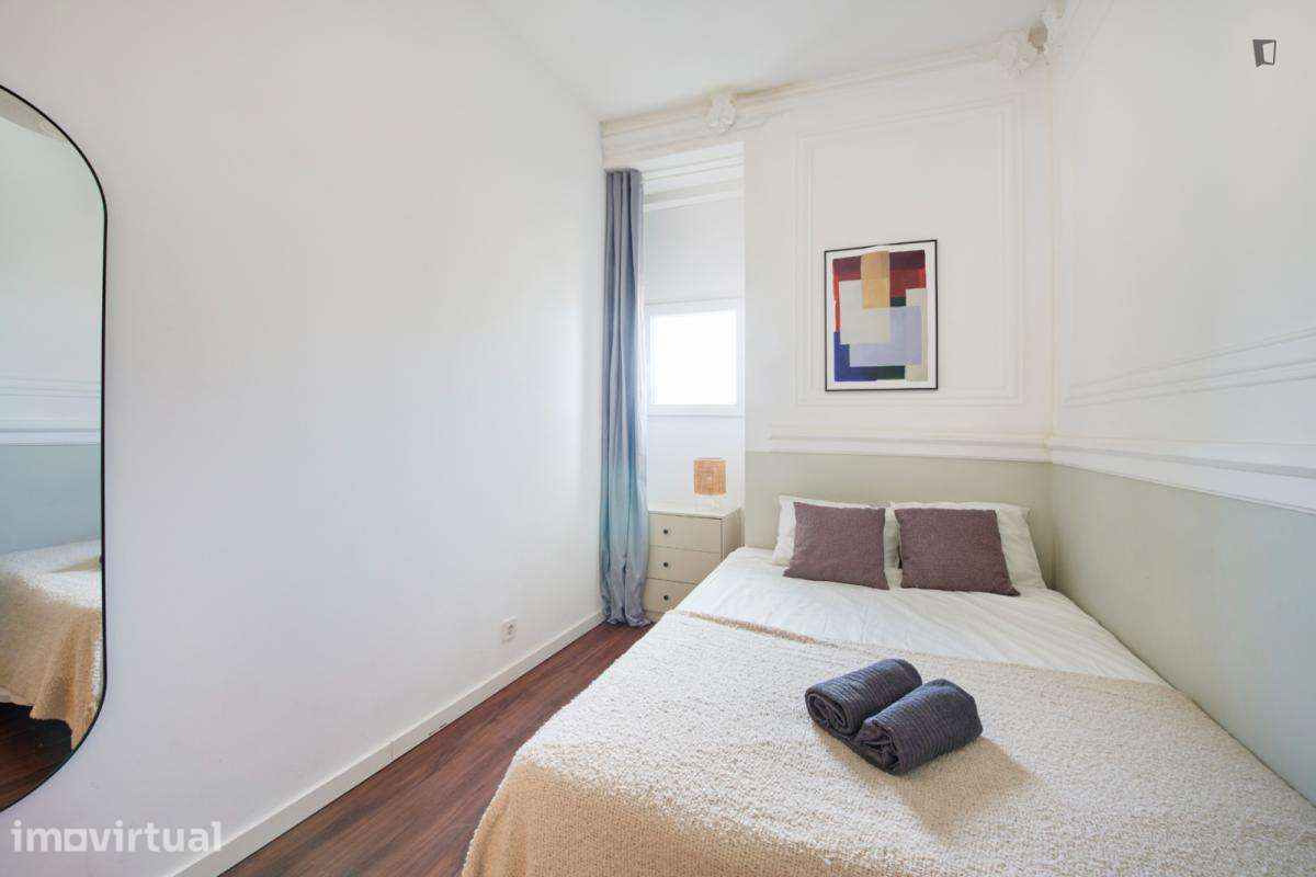 Quarto - localizado em Marquês de Pombal Lisbon - Grande imagem: 5/60