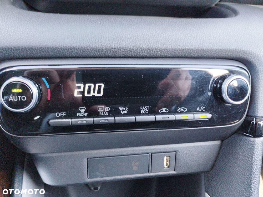 Toyota Yaris - 19