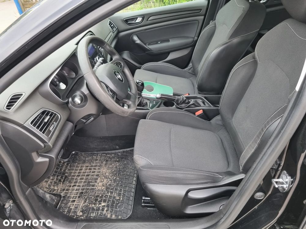 Renault Megane 1.2 Energy TCe Life - 19