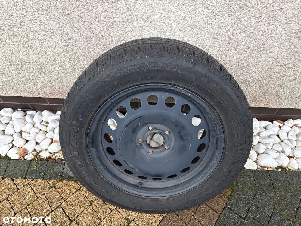 Ford Kuga 1.5 EcoBoost 2x4 Trend - 25