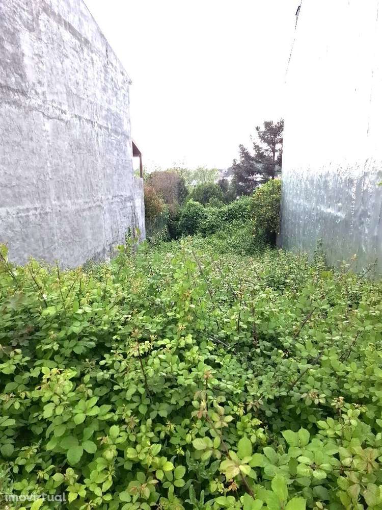 Lote de Terreno para Construção – 300m2 | Próximo à Cidade - Grande imagem: 3/5