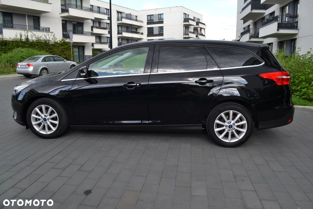 Ford Focus SW 1.0 EcoBoost Titanium - 8
