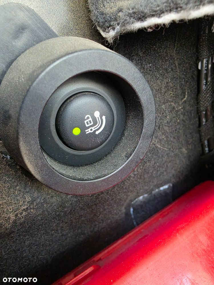 BMW Seria 3 318d - 15