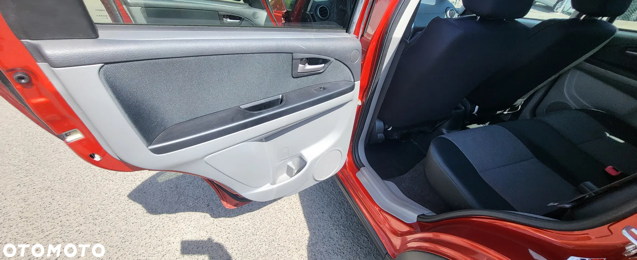 Suzuki SX4 1.6 VVT 4x4 Comfort - 17