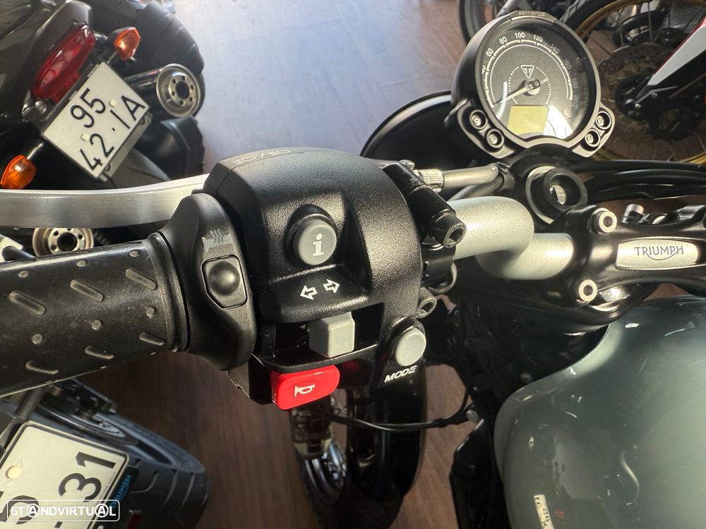 Triumph Scrambler Street - 15