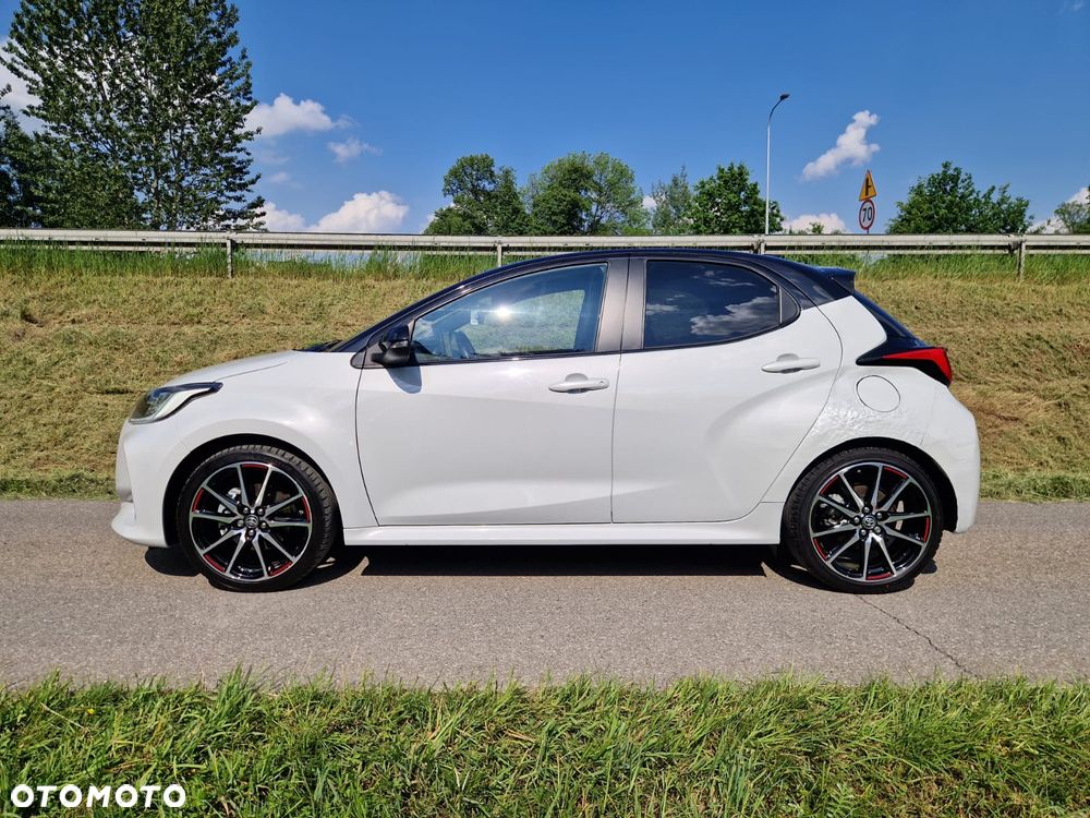 Toyota Yaris - 8