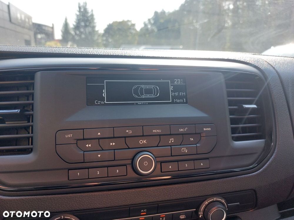 Opel Vivaro - 19