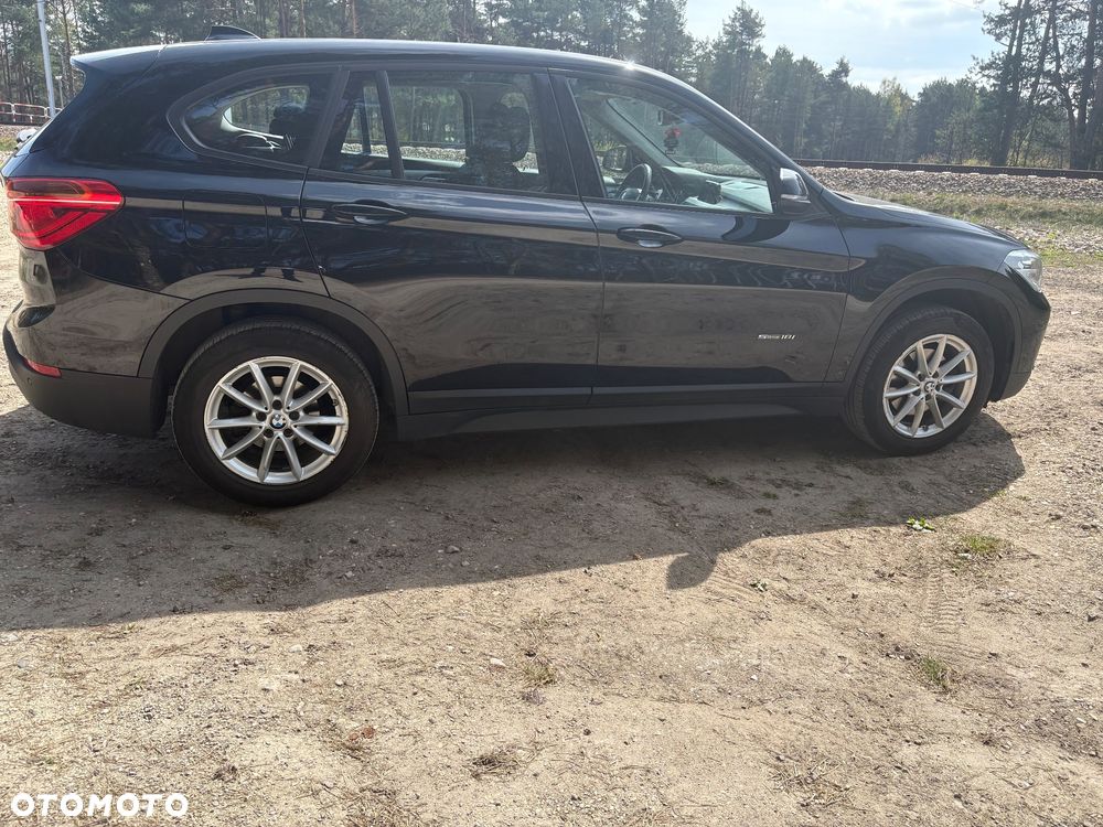 BMW X1 sDrive18i Sport Line - 8